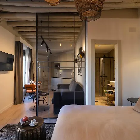 Home4u, Plaza Nueva 1 Апартаменты