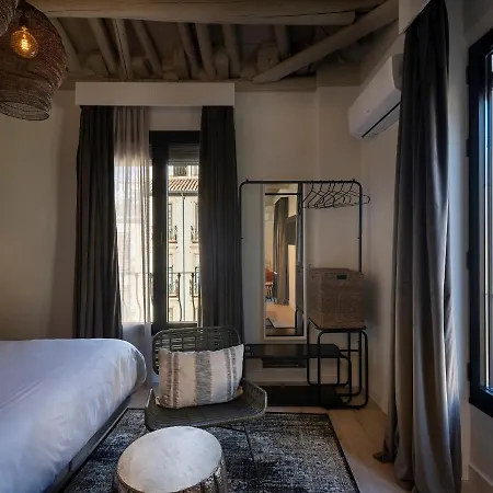 Apartman Home4u, Plaza Nueva 1