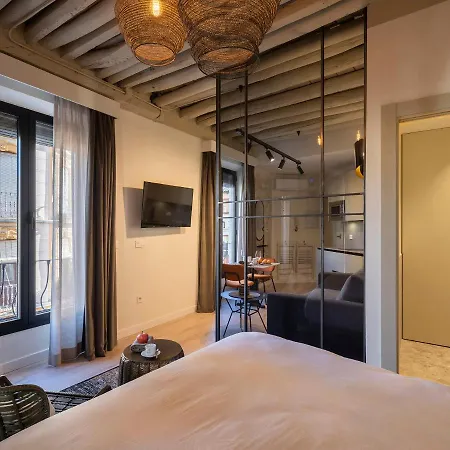 Home4u, Plaza Nueva 1 Гранада